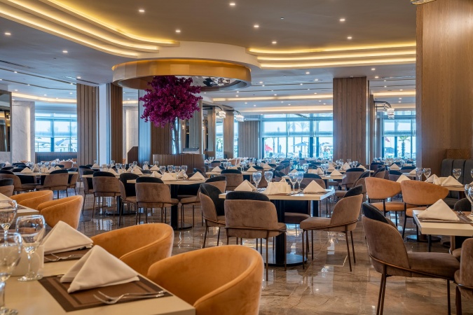 Ana Restoran Genel Görünüm